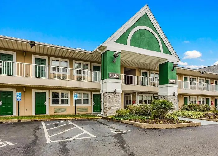 Hometowne By Red Roof Studios Cincinnati - Sharonville